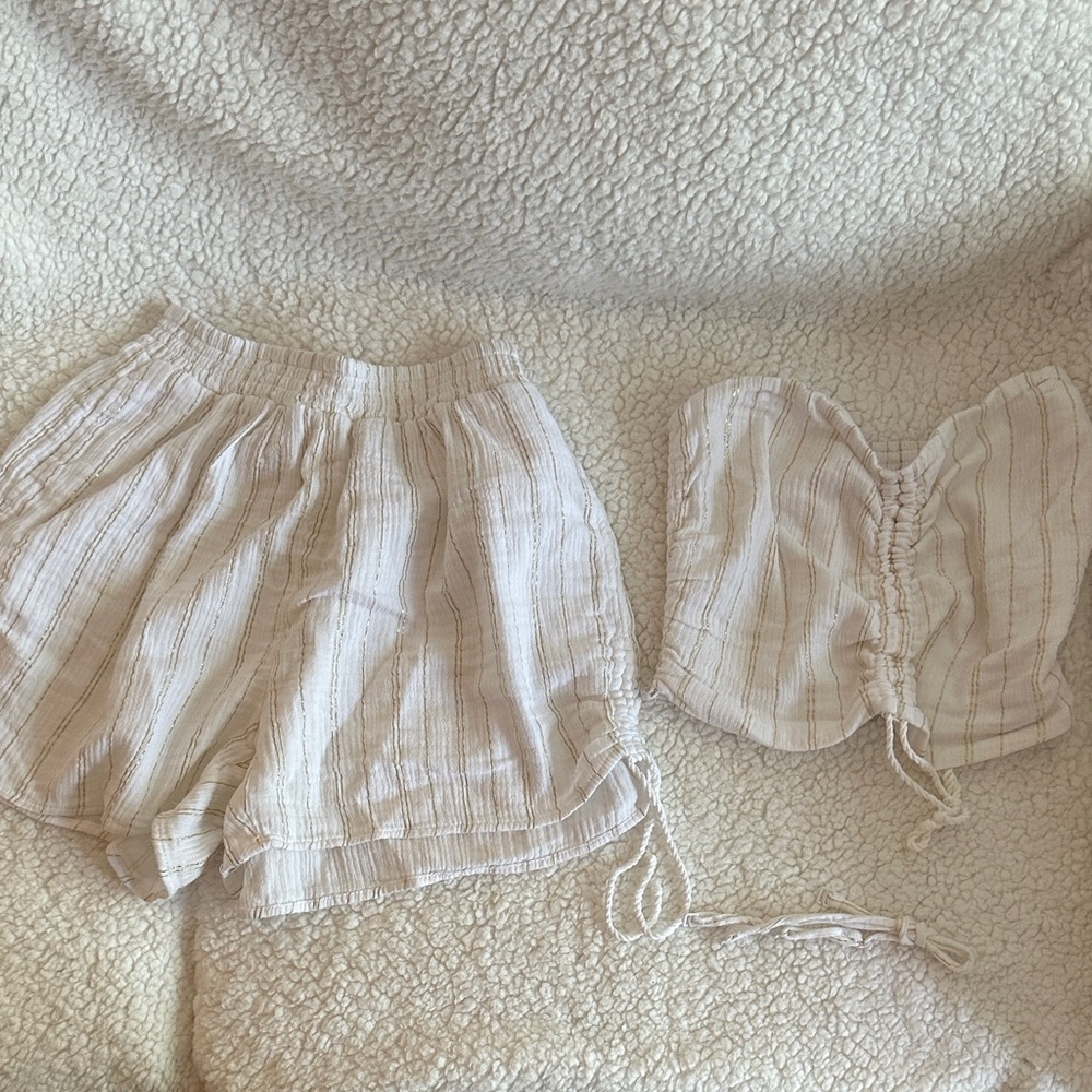 Aerie White and Gold Striped Set